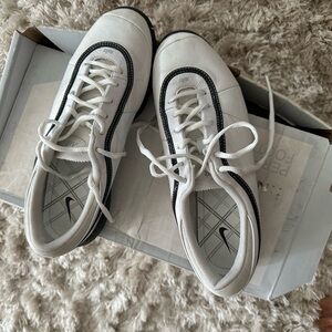 Nike Golf performance footwear women’s Air Dormie 8M